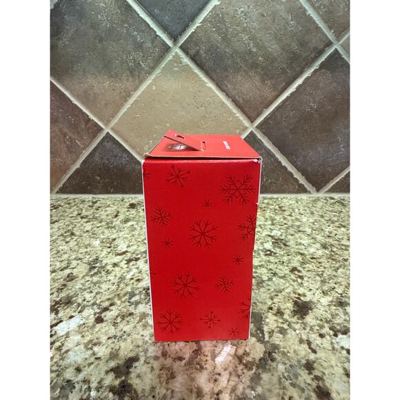 New Hallmark Netflix Stranger Things Chief Hopper Christmas Ornament Gift Red - Picture 4 of 6